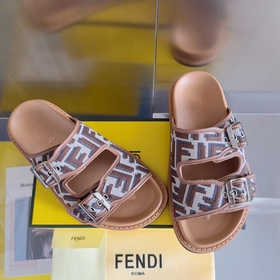 Топовая версия： мужская модель Fendi Новая цветовая гамма, санда