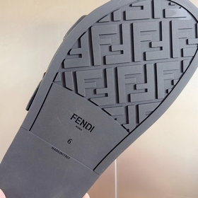 Топовая версия： мужская модель Fendi Новая цветовая гамма, санда
