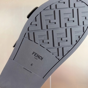 Топовая версия： мужская модель Fendi Новая цветовая гамма, санда