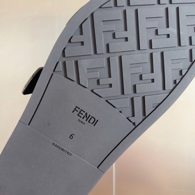 Топовая версия： мужская модель Fendi Новая цветовая гамма, санда