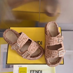 Версия высшего качества： модель для пар Fendi Новая цветовая гам