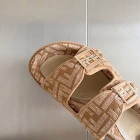 Версия высшего качества： модель для пар Fendi Новая цветовая гам