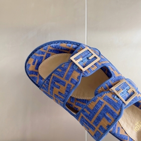 Версия высшего качества： модель для пар Fendi Новая цветовая гам