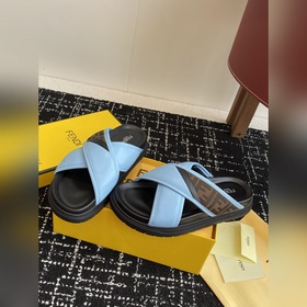 Услуги покупке товаров  Fendi Diagonal серия FF с узором виде пе