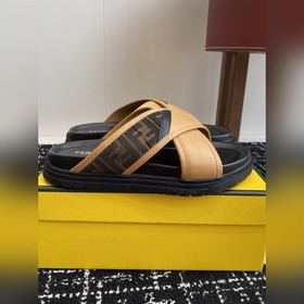 Услуги покупке товаров  Fendi Diagonal серия FF с узором виде пе