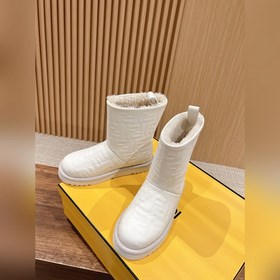 Новые зимние и осенние шерстяные сапоги Fendi из кожи меха. Очень