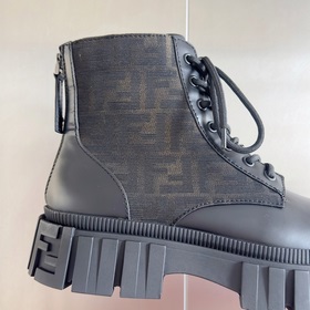 Топовая версия： ботинки Fendi Новая модель Force с шнурками, тол