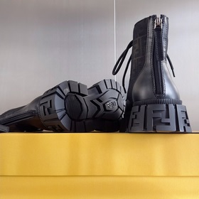 Топовая версия： ботинки Fendi Новая модель Force с шнурками, тол
