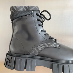 Топовая версия： ботинки Fendi Новая модель Force с шнурками, тол