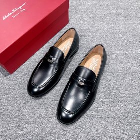 Элегантные мужские туфли Ferragamo. Эта модель туфель для мужчин 