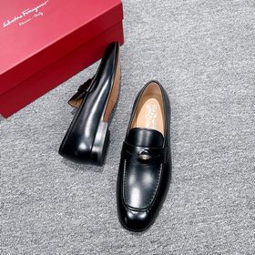 Элегантные мужские туфли Ferragamo. Эта модель туфель для мужчин 