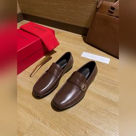 Элегантные мужские туфли Ferragamo. Эта модель туфель-лофек отлич