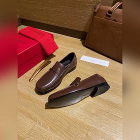 Элегантные мужские туфли Ferragamo. Эта модель туфель-лофек отлич