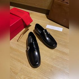 Элегантные мужские туфли Ferragamo. Эта модель туфель для мужчин 