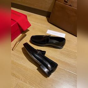 Элегантные мужские туфли Ferragamo. Эта модель туфель для мужчин 