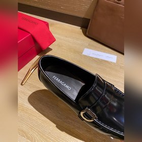 Элегантные мужские туфли Ferragamo. Эта модель туфель для мужчин 