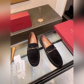 Элегантные мужские туфли Ferragamo. Эта модель туфель для мужчин 