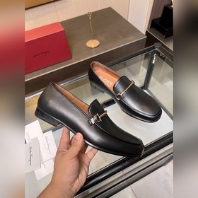 Элегантные мужские туфли Ferragamo. Эта модель туфель для мужчин 