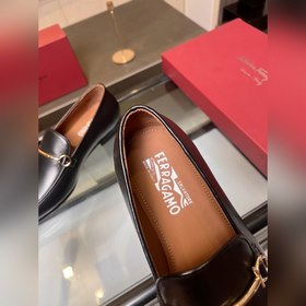 Элегантные мужские туфли Ferragamo. Эта модель туфель для мужчин 