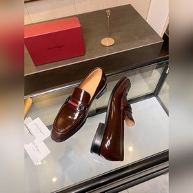 Элегантные мужские туфли Ferragamo. Эта модель туфель для мужчин 