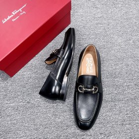 Элегантные кожаные туфли Ferragamo для мужчин. Эти туфлиз кожи те