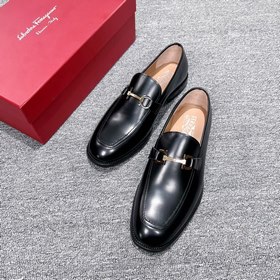 Элегантные мужские туфли Ferragamo. Эти туфли-лофекимеют изящную