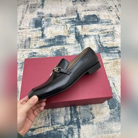 Ferragam Размер： 38-45  Новинка на официальном сайте F, мужские