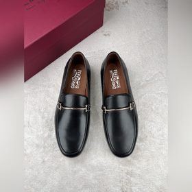Элегантные мужские туфли Ferragamo. Эта модель туфель для мужчин