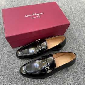 Мужские кожаные туфли FERRAGAMO! Мокасины с застежкой Gancini Эти