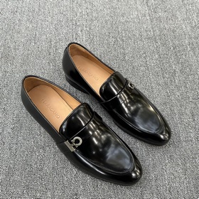 Мужские кожаные туфли FERRAGAMO! Мокасины с застежкой Gancini Эти