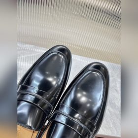 Элегантные мужские туфли Ferragamo. Эта модель туфель для мужчин 