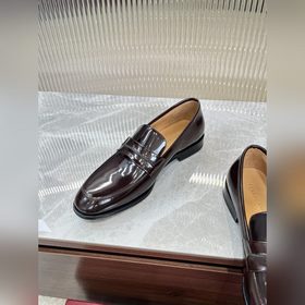 Элегантные мужские туфли Ferragamo. Эта модель туфель для мужчин 
