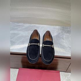 Элегантные мужские туфли Ferragamo. Эта модель туфель для мужчин