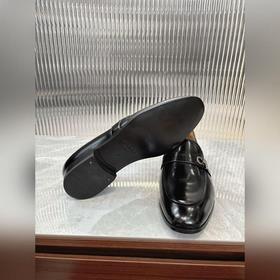Ferragamo – популярные мужские туфли-лодочки! Тщательно отобранна