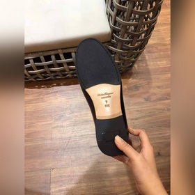 Ferragam* — Ferragamo Высокая версия, кожаная подошва, деловые и 