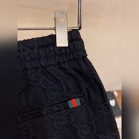 Новая весенняя коллекция Guci. Оригинальные джинсы из эластичного