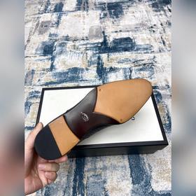 Gucci Размер： 38-45  Новая модель мужских туфель для официальны