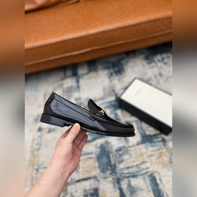 Gucci Размер： 38-45  Новинка на официальном сайте Gucci — мужск