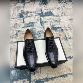 Gucci Размер： 38-45  Новинка от официального сайта Gucci. Мужск