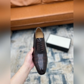 Gucci Размер： 38-45  Новинка от официального сайта Gucci. Мужск