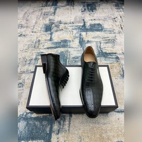 Gucci Размер： 38-45  Новинка от официального сайта Gucci. Мужск