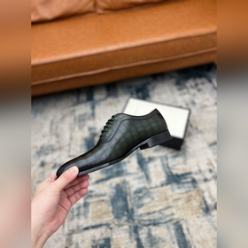 Gucci Размер： 38-45  Новинка от официального сайта Gucci. Мужск