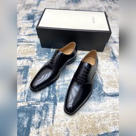 Gucci Размер： 38-45  Новая модель мужских туфель для официальны