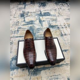 Gucci Размер： 38-45  Новинка от официального сайта Gucci. Мужск