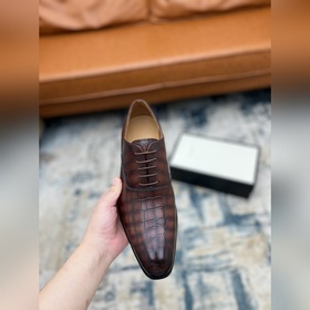 Gucci Размер： 38-45  Новинка от официального сайта Gucci. Мужск