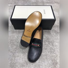 Новая модель Gucci, доступна в магазинах. Верх из кожи бычка, отк