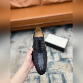Gucci Размер： 38-45  Новинка от официального сайта Gucci. Мужск