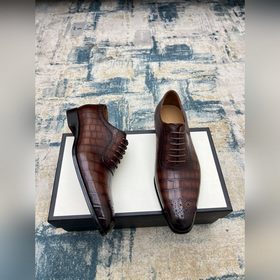 Gucci Размер： 38-45  Новинка от официального сайта Gucci. Мужск
