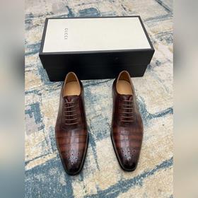 Gucci Размер： 38-45  Новинка от официального сайта Gucci. Мужск