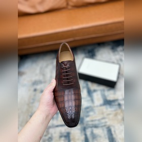 Gucci Размер： 38-45  Новинка от официального сайта Gucci. Мужск